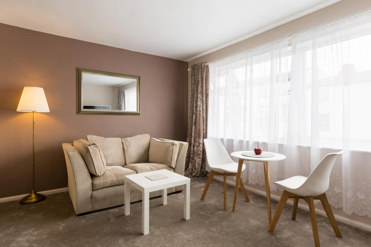 Chocolate Nest Apartment Leamington Spa Exterior foto